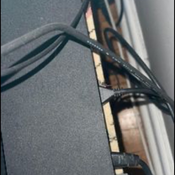 PlayStation 4 Slim - Picture 6 of 7